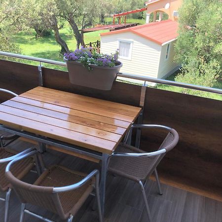 Apartmani Gavran Sukošan Exterior foto