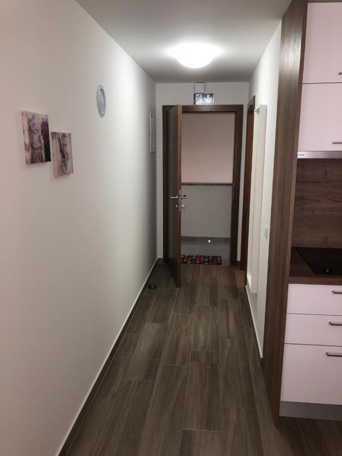 Apartmani Gavran Sukošan Exterior foto